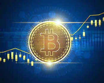 Goldenes Bitcoin Symbol vor digitalem Chart mit steigendem Kursverlauf, Hinweis auf Rekordhoch und Uptober