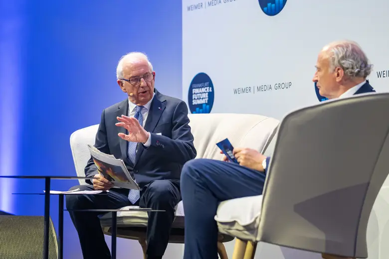 Ingo Friedrich auf dem Frankfurt Finance & Future Summit. 