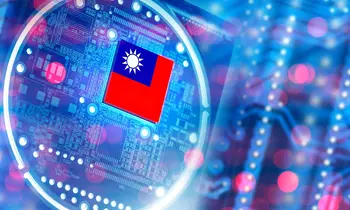 Taiwanesische Flagge auf einem Mikrochip, Symbol für die führende Rolle des taiwanesischen Unternehmens TSMC in der globalen Halbleiterproduktion.