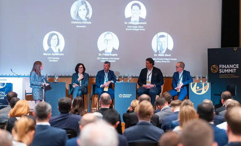 Panel auf dem Finance Summit zur Zukunft von Blockchain und Kryptowährungen