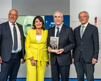 Verleihung Freiheitspreis der Medien an Theo Waigel. 