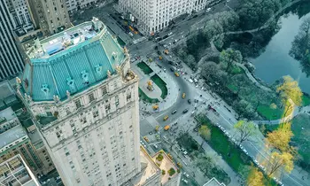 The Pierre thront an der Fifth Avenue.