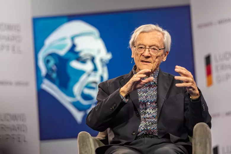 Der ehemalige österreichische Bundeskanzler Wolfgang Schüssel möchte keine Ratschläge an die Deutschen geben, hält aber nichts von der aktuellen Brandmauer-Diskussion (Foto: WEIMER MEDIA GROUP).