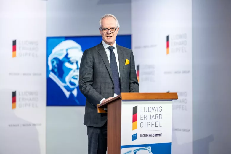 Laut Henrik Ahlers, Vorsitzender der Geschäftsführung von EY, hat es Deutschland selbst in der Hand, die Handelshemmnisse abzubauen (Foto: WEIMER MEDIA GROUP).